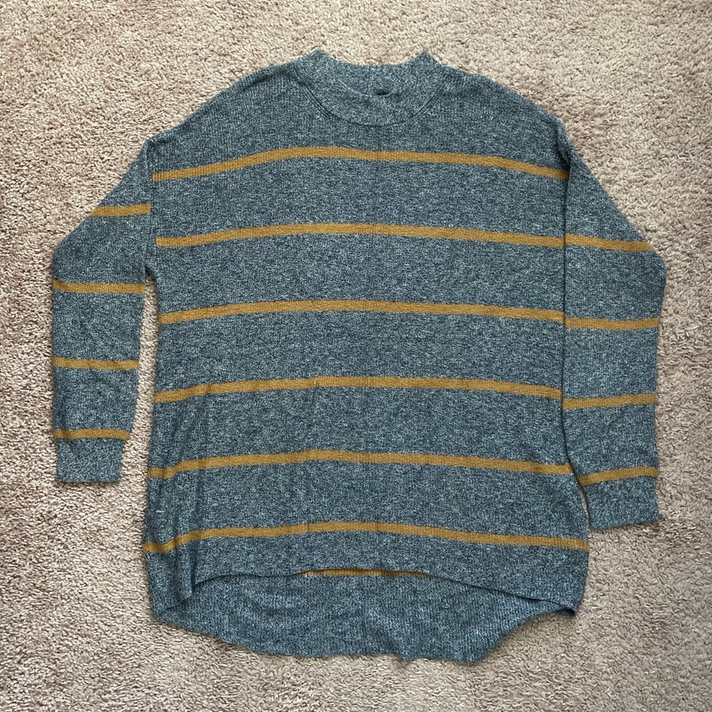 AE Sweater